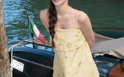 情人的东西比老公大怎么办